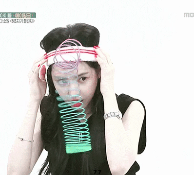 손나은 진짜 요즘 에이핑크에서 제일 까불어.. | 인스티즈