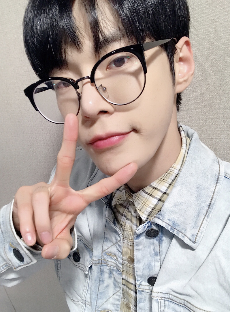 🐰 도영이 엔나나 사진 모음 (ㅅㅇㅈㅇ) 🐰 | 인스티즈