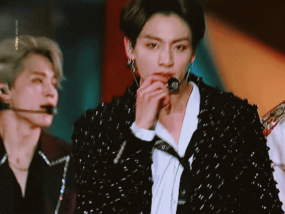 오늘 방탄 정국 덕분에 밝혀진 히어로가 안경쓰면 못 알아보는 이유 | 인스티즈