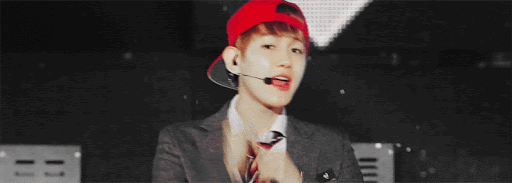 백현 무대짤 턴다 | 인스티즈