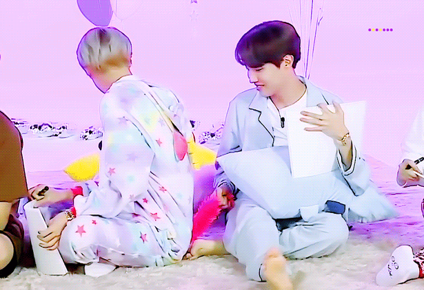 방탄 진 자기가 호비한테 들이대는건 괜찮지만 호비가 그러면 | 인스티즈