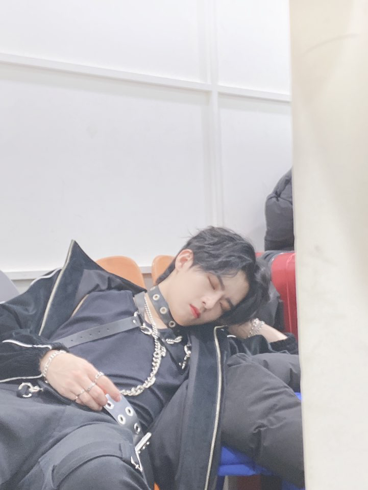 우리아이는 잠도 평범하게 자지않아 | 인스티즈