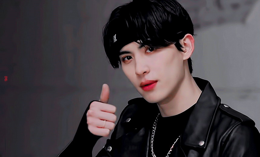 내가 사랑하는 옆선 자랑하고 자러감니당 | 인스티즈