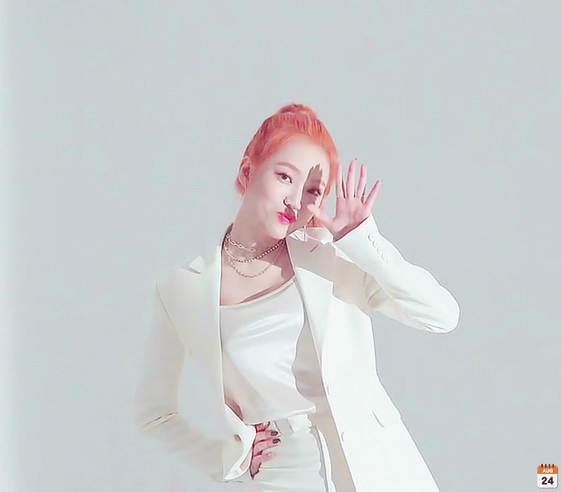 내기준 주황머리 진짜 찰떡이었는데 별로 언급 없는 아이돌 | 인스티즈