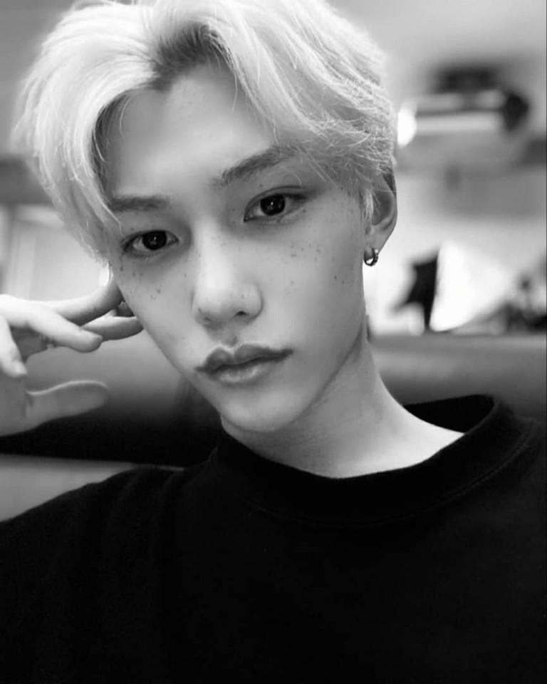 얘 진짜 묘하게 잘생겼어 | 인스티즈