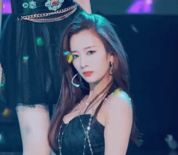 그 문방구에 팔던 500원짜리 쬐꼬만한 무서운이야기책 서로 가지기 싫다고 싸우는 우리애들좀 봐요.... | 인스티즈