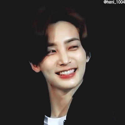 내가 재입덕하면서 윤정한보고 좀 놀랬던거 | 인스티즈