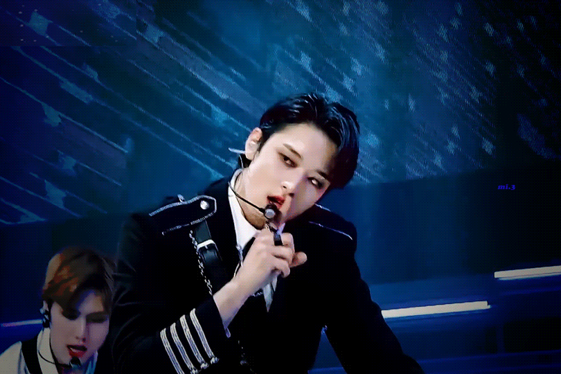 이주연 괴도 직캠에 의상 관련해서 이댓글 너무웃겨 | 인스티즈