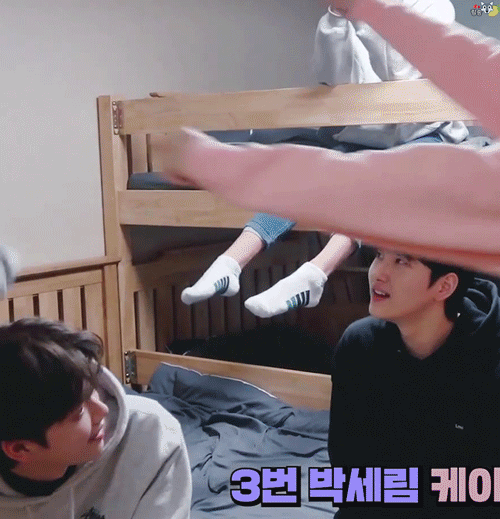 ㄱ 내씨피 왼이 직접 른 잠꼬대 영상 편집해서 올려줬어ㅠㅠ (주어 클페스 림송) | 인스티즈