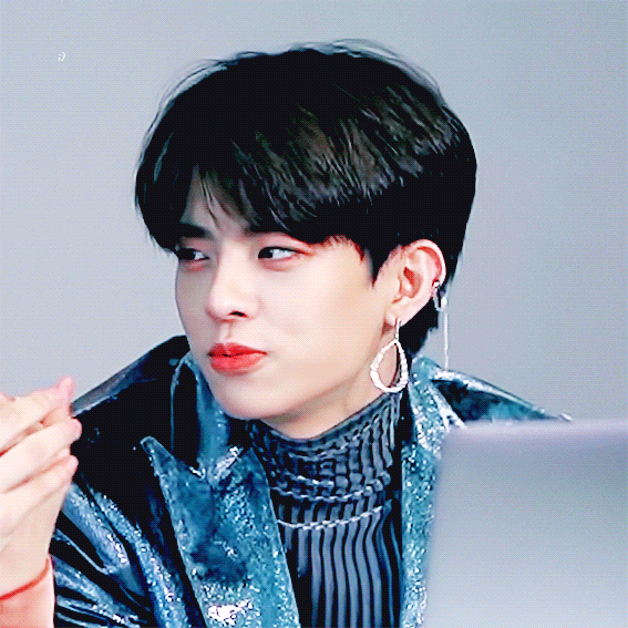 지금 인기글 자컨 뽀짝이 얼굴 자랑 | 인스티즈