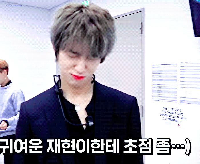 골차들아!! 새벽이라고 복근 보여줘도 되면 봉...!!🙊 | 인스티즈