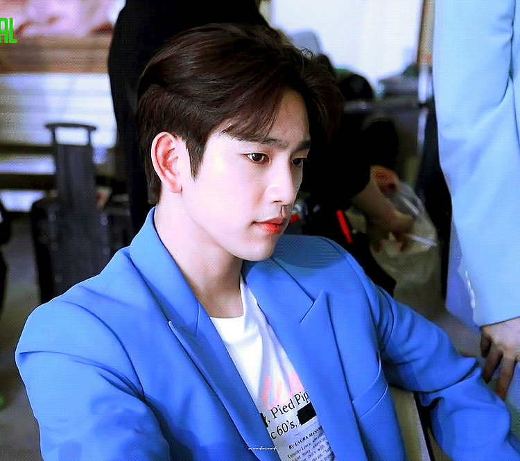 [잡담] 갓진영 진짜 얼굴 용안 조진닼ㅋㅋㅋㅋㅋ | 인스티즈