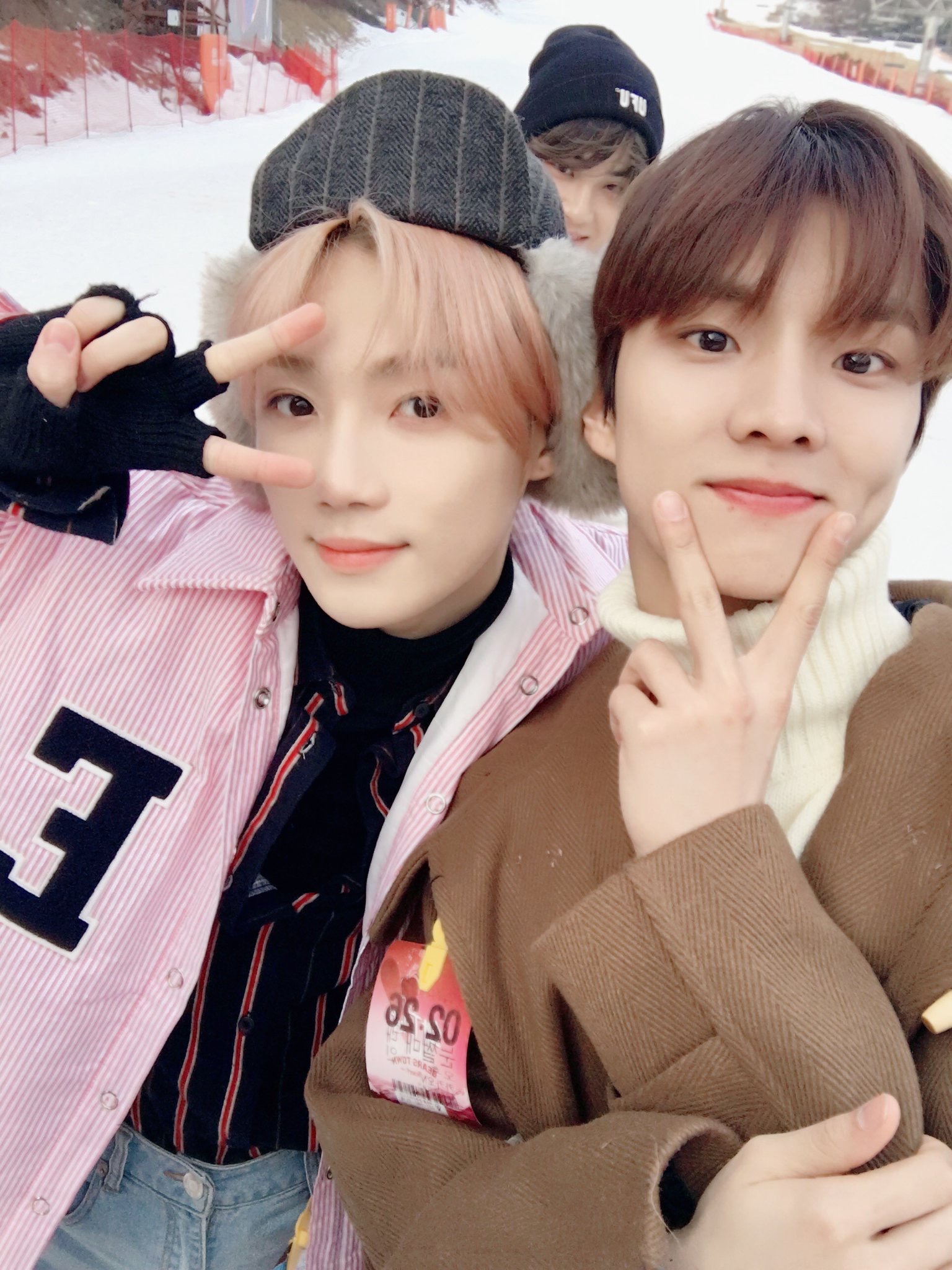 [정리글] 아이돌 그룹 내 동갑 멤버끼리 평생 친구가 되는 것 | 인스티즈