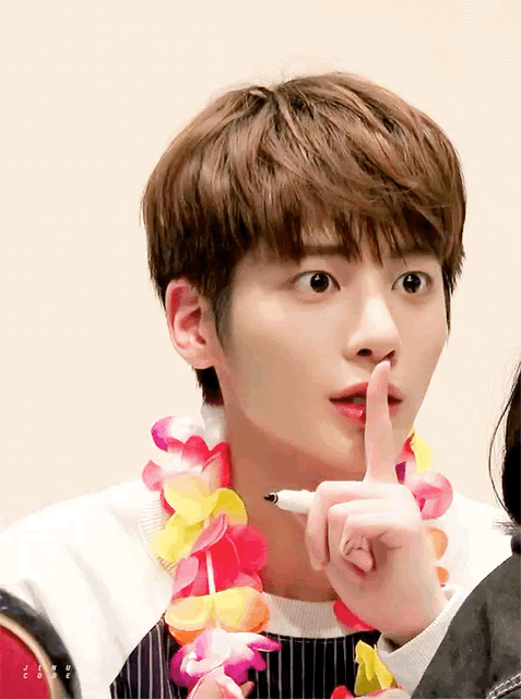 데뷔초 18살 강태현 너무 귀여워 | 인스티즈