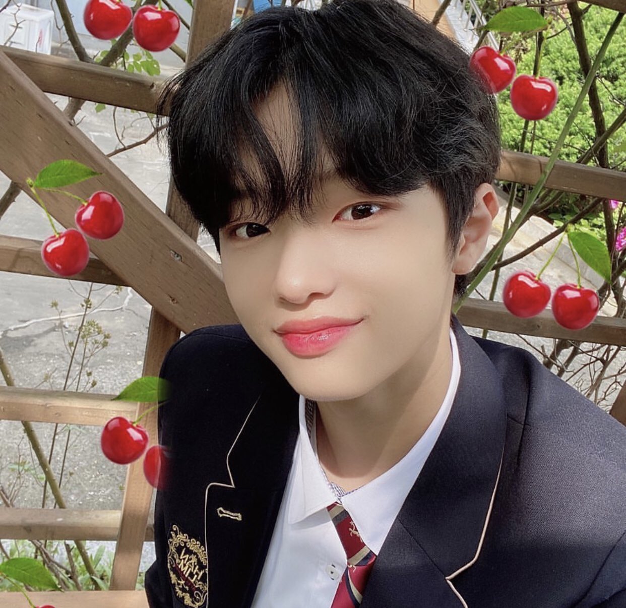 손동표 셀카 중에 내가 진짜 좋아하는 걸로다가 구경시켜줄게 | 인스티즈