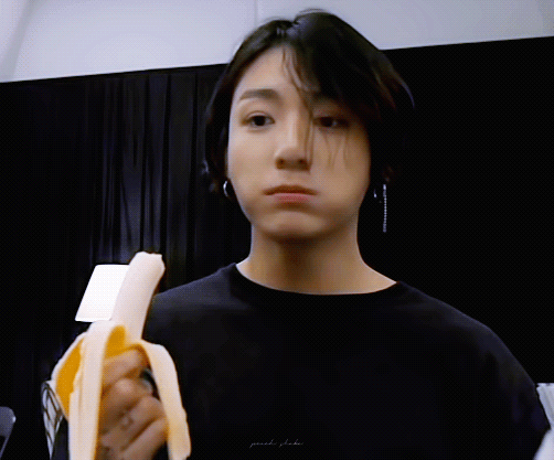 난 정국이 뭐 먹는거만 보면 귀여워서 미쳐버릴것같애 | 인스티즈