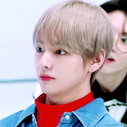 뷔 얼굴 너무 신기해 | 인스티즈