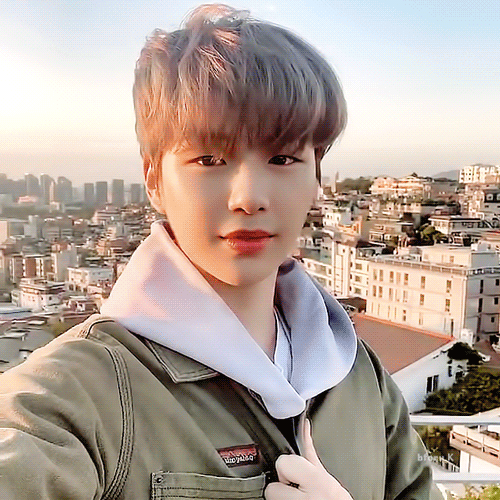 강다니엘 아직 안풀린 떡밥중에 제일 궁금한거 | 인스티즈