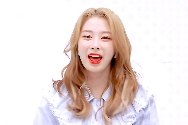 아니 진짜 로켓펀치 윤경이 너무 이쁘지않니?!??!?!????? | 인스티즈