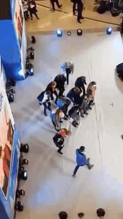 칼군무에서 오는 안정감 | 인스티즈