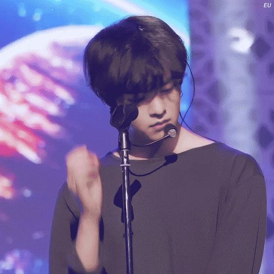 본인이 잘생긴 거 아는 아이돌 좋아 | 인스티즈