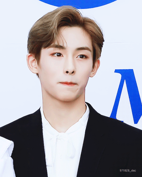 동스청 동윈윈 개좋아 진짜 사랑한다고오옥 개잘생겼다고 | 인스티즈