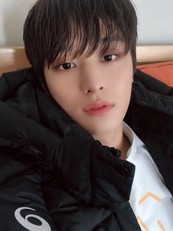 내가 조아하는 더보이즈 주연 현재 큐 셀카 | 인스티즈