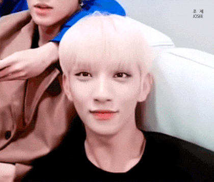 아 이 사람이 비즈 팔찌 만드는 거 상상하니까 | 인스티즈