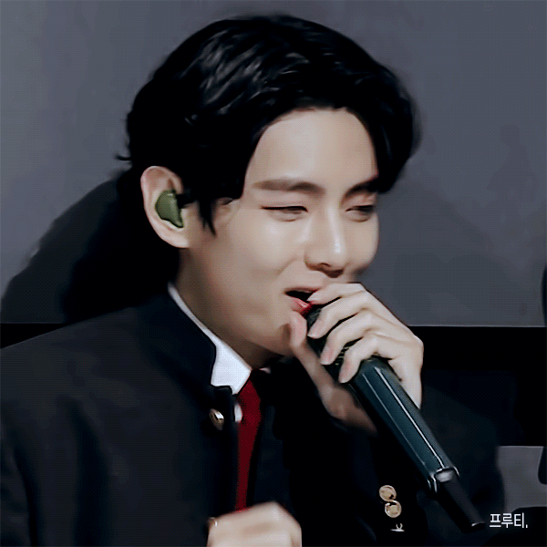 방탄판 최대의 난제...뷔(김태형)는 도대체 무엇인가?🐯🐻🦊🦁 | 인스티즈