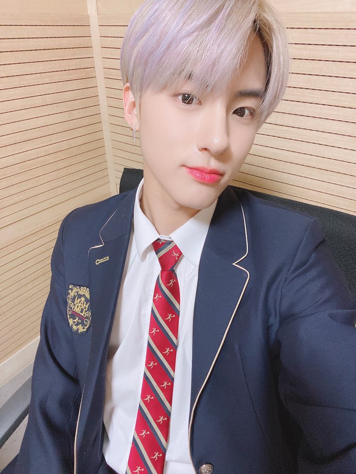 서공예 출신이면서 한림교복이 더 잘어울려버리기,,,,,,,, - 인스티즈(instiz) 연예 카테고리