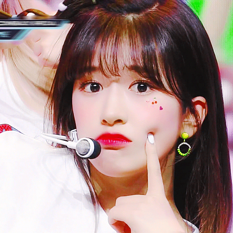 안유진 왜 갑자기 끌고오나 했네 열심히 산 게 죄는 아니잖아~ | 인스티즈