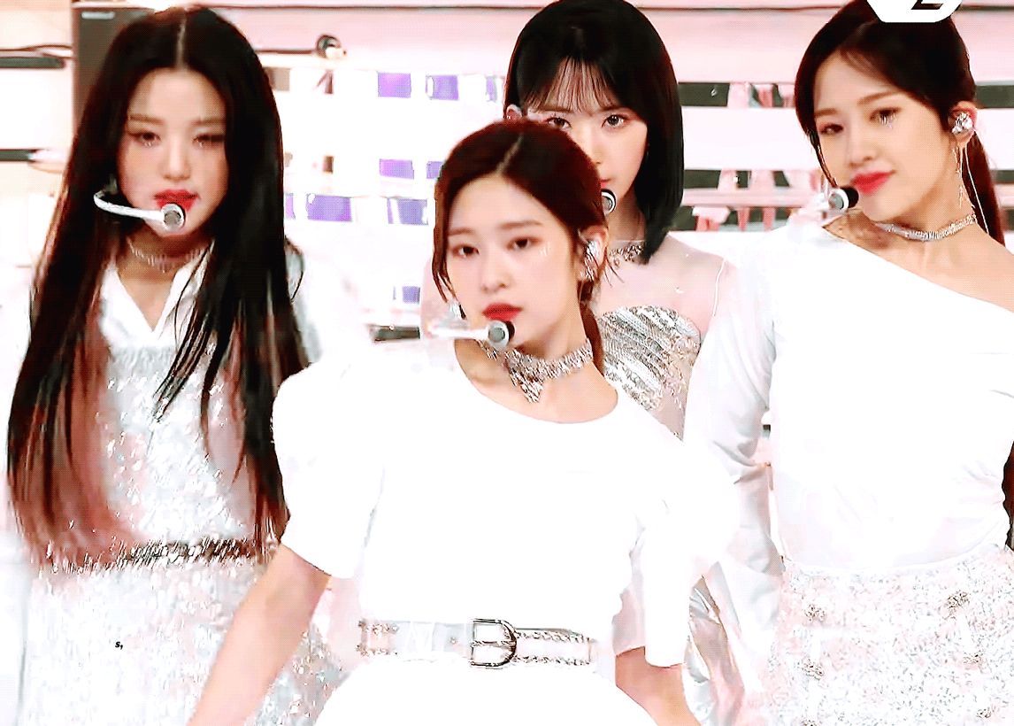 김민주 찡긋 모음 | 인스티즈