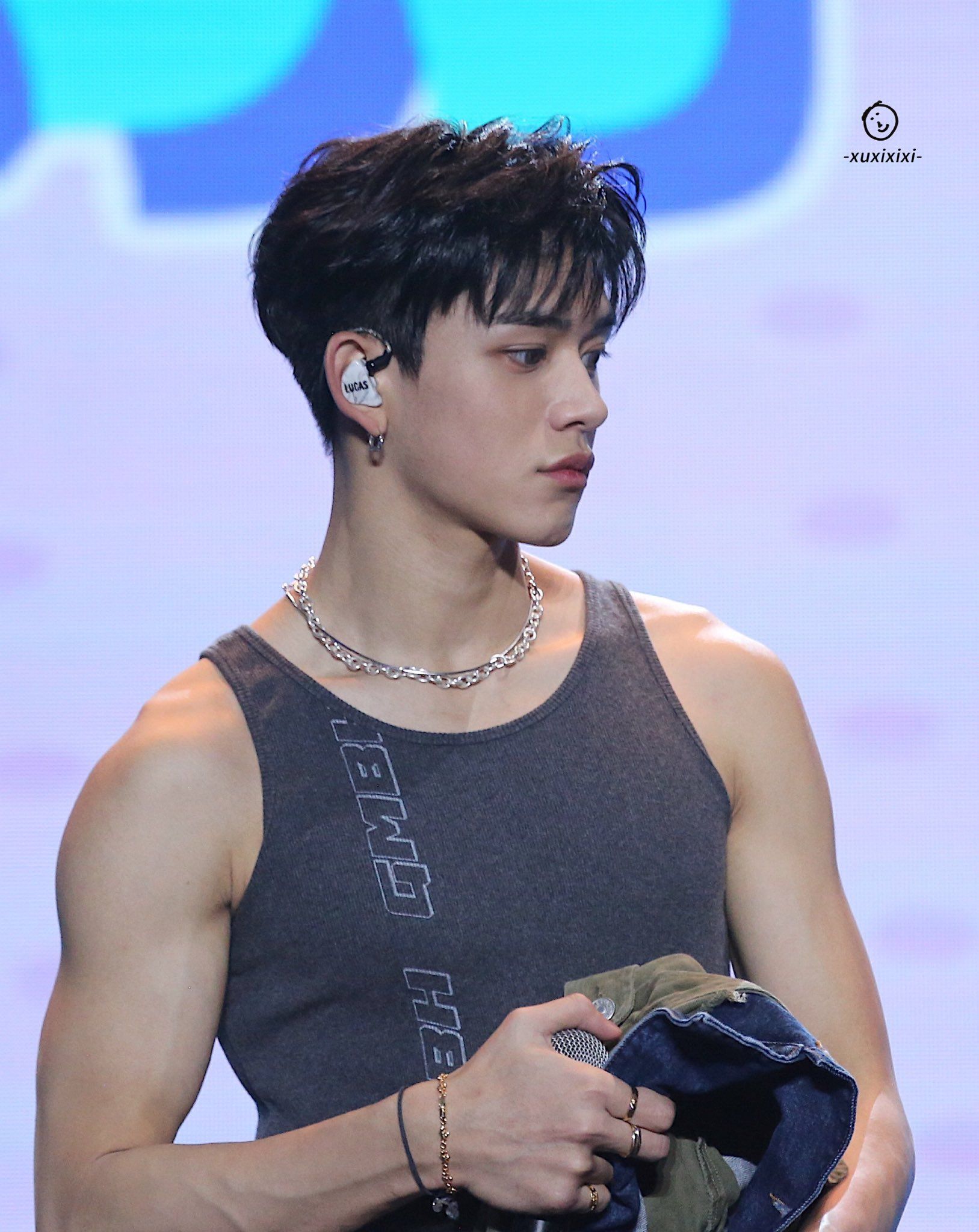 새벽이자나 그치? 핫한거 보구가🔥🔥🔥 | 인스티즈