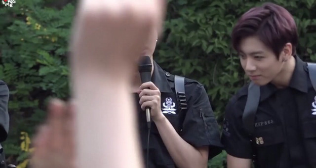 방탄진 약간 이상한 소리 하는거 좋아해...? | 인스티즈