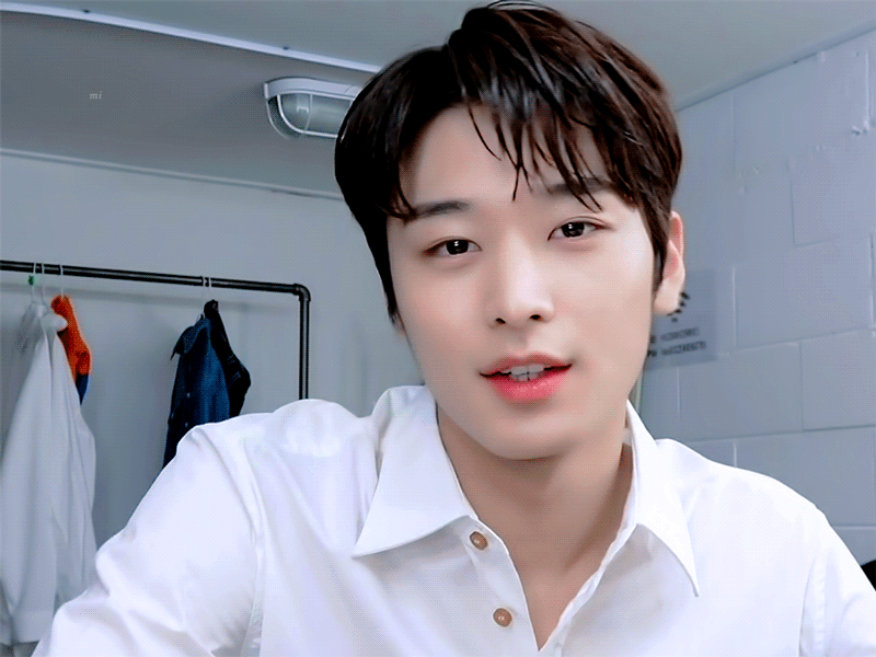 나도 내 취향 자랑한다 뉴이스트 워너원 황민현 더보이즈 주연 | 인스티즈