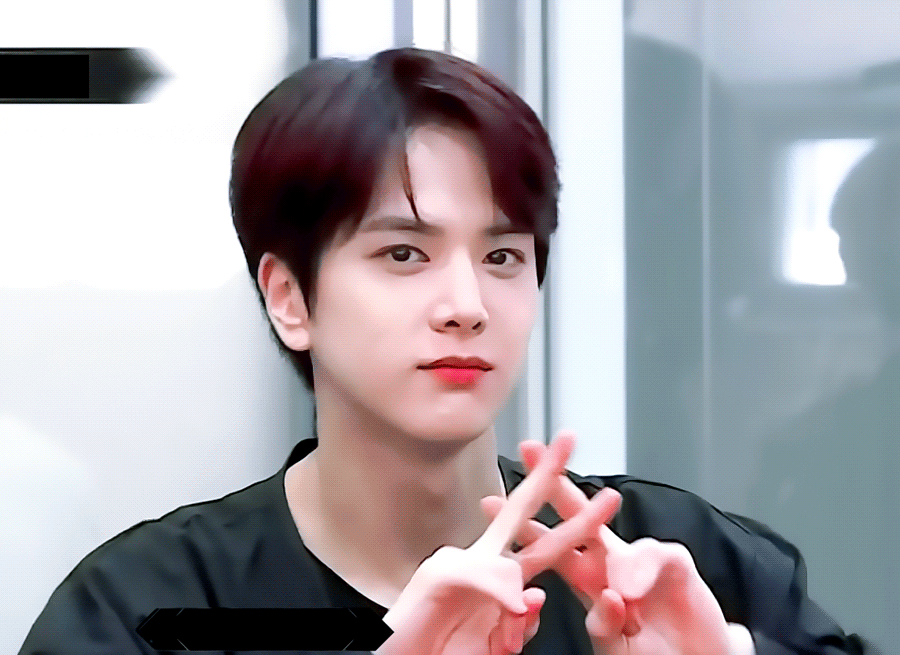 암만봐도 더보이즈 영훈은 황태자고 주연은 반란군이야 | 인스티즈