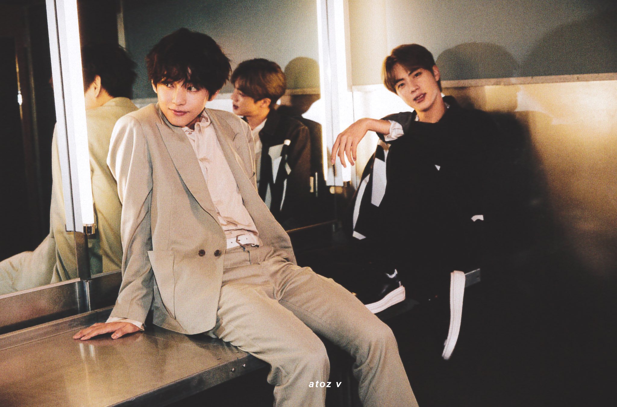 그래서 방탄 진 뷔 화보집 언제 나와????? | 인스티즈