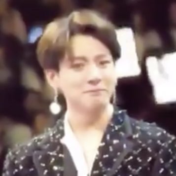 방탄 정국 사춘기 때 이미지: 무뚝뚝한데 나름 애교는 있고 잘 울지도 않는 막내온탑 | 인스티즈