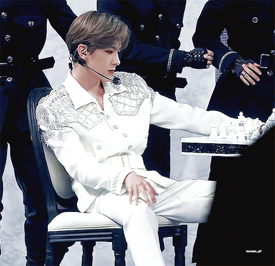 더보이즈 현재는 진짜 얼굴 보고 헉했다가... | 인스티즈