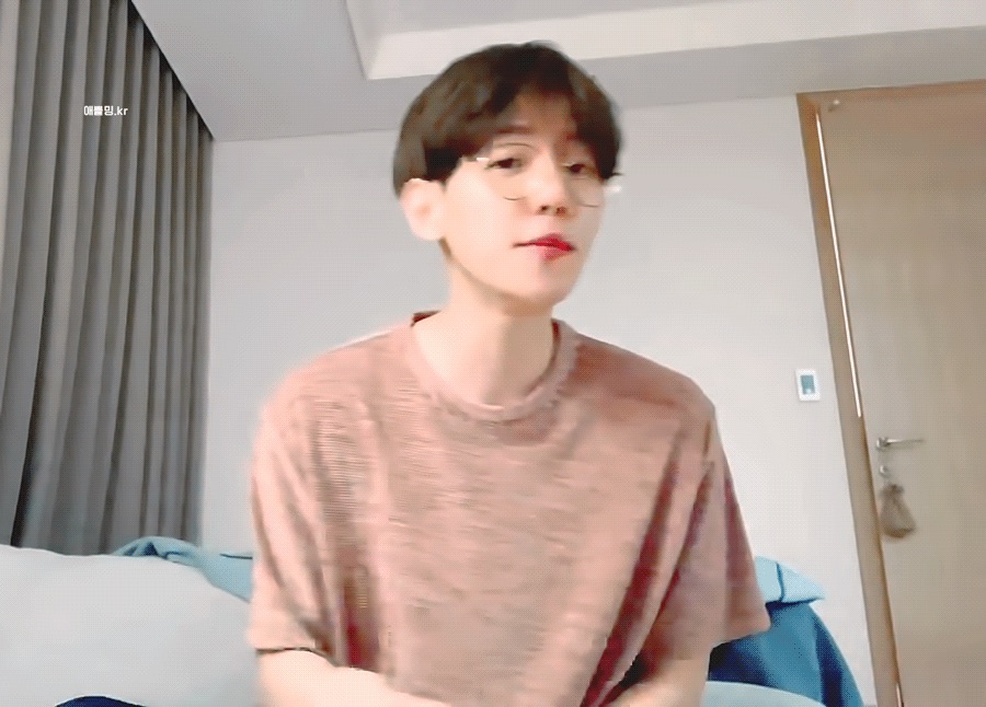 백현 피셜 : 진라면 매운맛 맵다 | 인스티즈