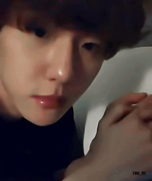 백현 피셜 : 진라면 매운맛 맵다 | 인스티즈