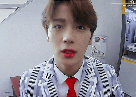 그냥 자꾸 짤털하고 싶어서.. 덥뮤다 눈감고 고른 사진 짤털.. | 인스티즈