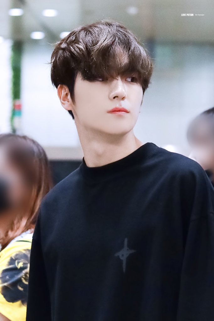 더보이즈 선물 🎁 현재 보고갈래? | 인스티즈