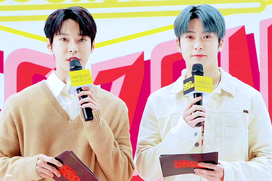 애기부부 사진 뿌리기 💛💚 | 인스티즈