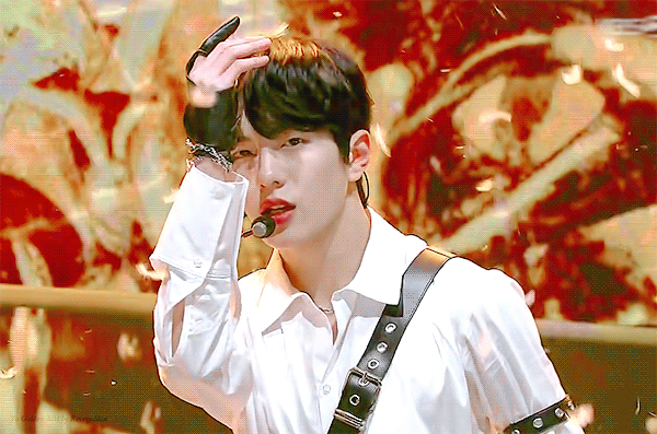 ❤️1년동안 내 금요일을 책임져준 울 뮤뱅 왕자 최보민 수고했어❤️ | 인스티즈