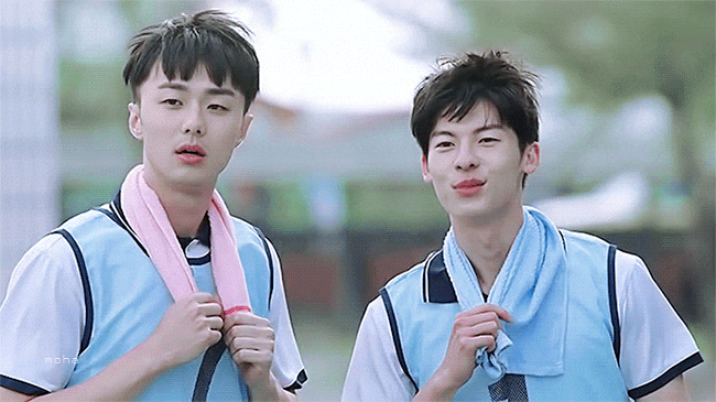 엥? 나 여고나왔는데 얘네랑 분명 짝꿍이었는데??? | 인스티즈