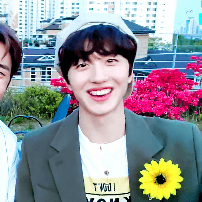 잘생긴 내본 보고갈 사람 | 인스티즈