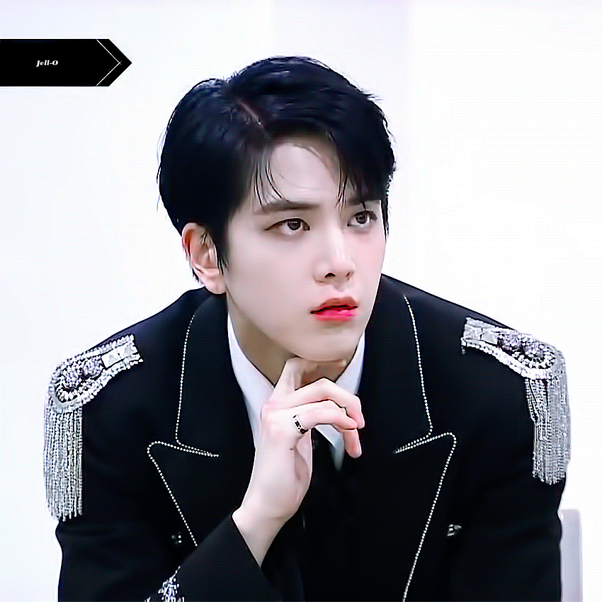 편의점에서 빵 먹다가 캐스팅 된 아이돌 | 인스티즈