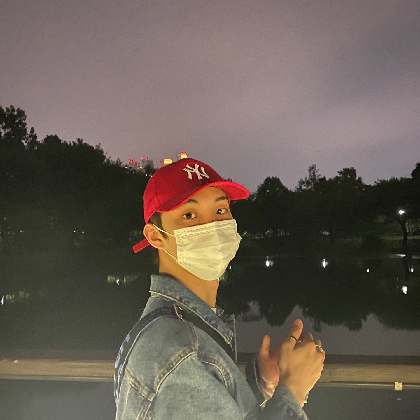 잘생긴 일반인이라고 생각할 수 있는 사진 골라주라 | 인스티즈