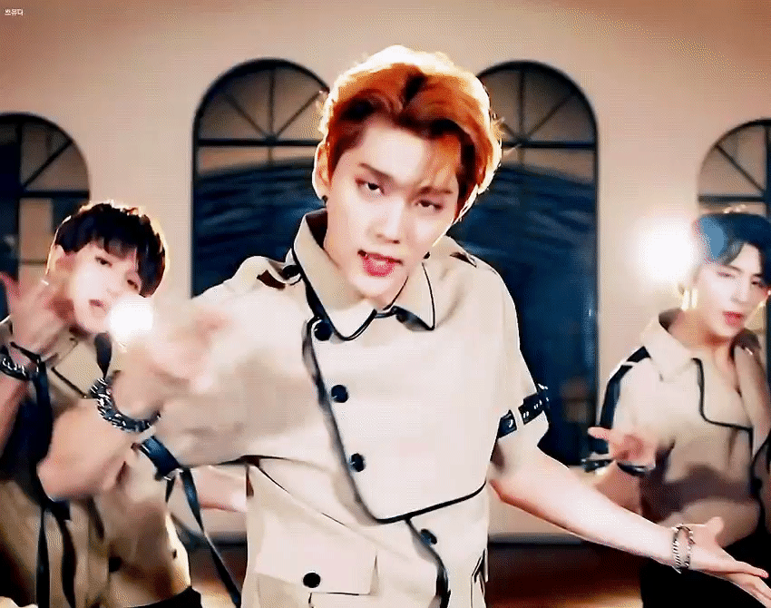 왜요? 제가 오늘 생일도 같은 메인보컬 2명 보유그룹 팬으로 보이세요? | 인스티즈